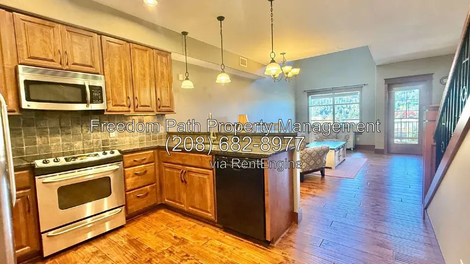 2 Bed 2 Bath Contemporary Multi-Level Townhome in Coeur d Alene, ID - 1