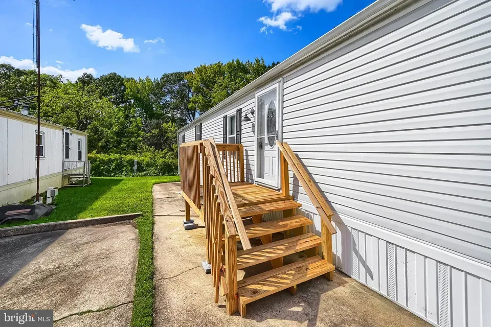 2 Bed 2 Bath Established Contemporary Home in Baltimore, MD - 2