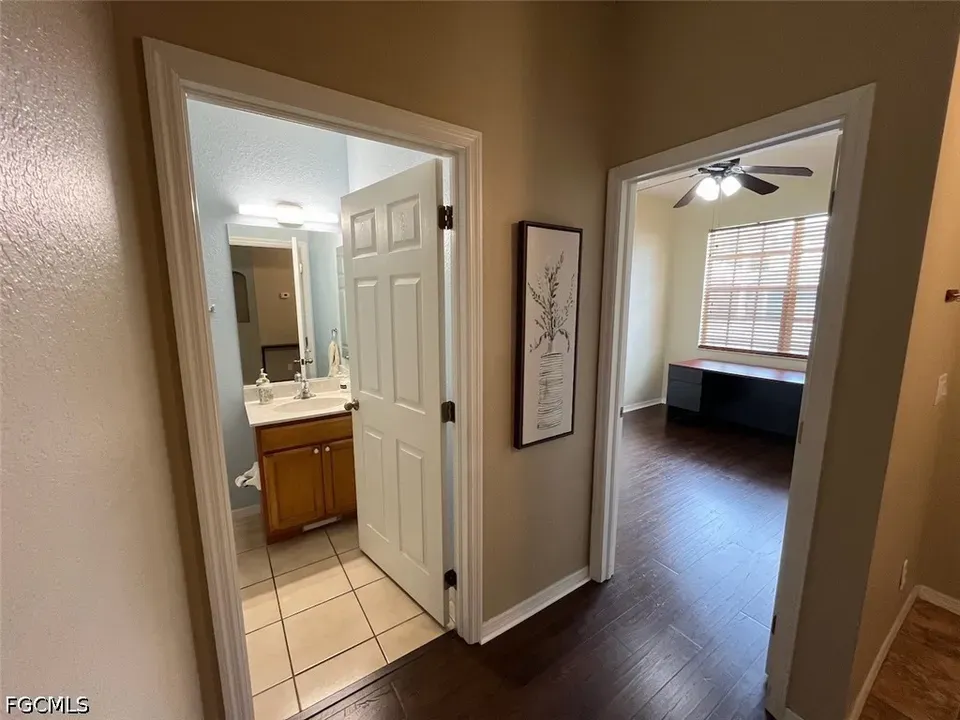 2 Bed 2 Bath Established Contemporary Home in Fort Myers, FL - 4