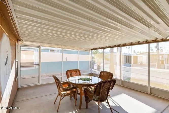 2 Bed 2 Bath Established Contemporary Home in Mesa, AZ - 5