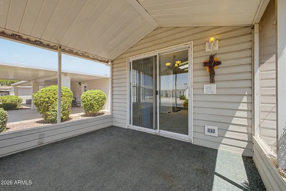 2 Bed 2 Bath Established Contemporary Home in Mesa, AZ - 5