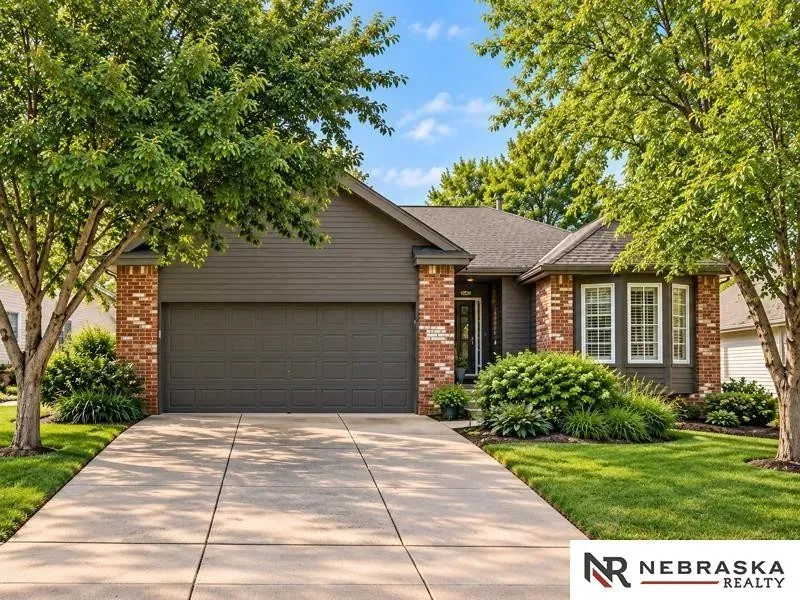 2 Bed 2 Bath Established Contemporary Home in Omaha, NE - 1