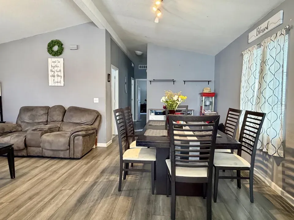 2 Bed 2 Bath Established Contemporary Home in San Jose, CA - 5