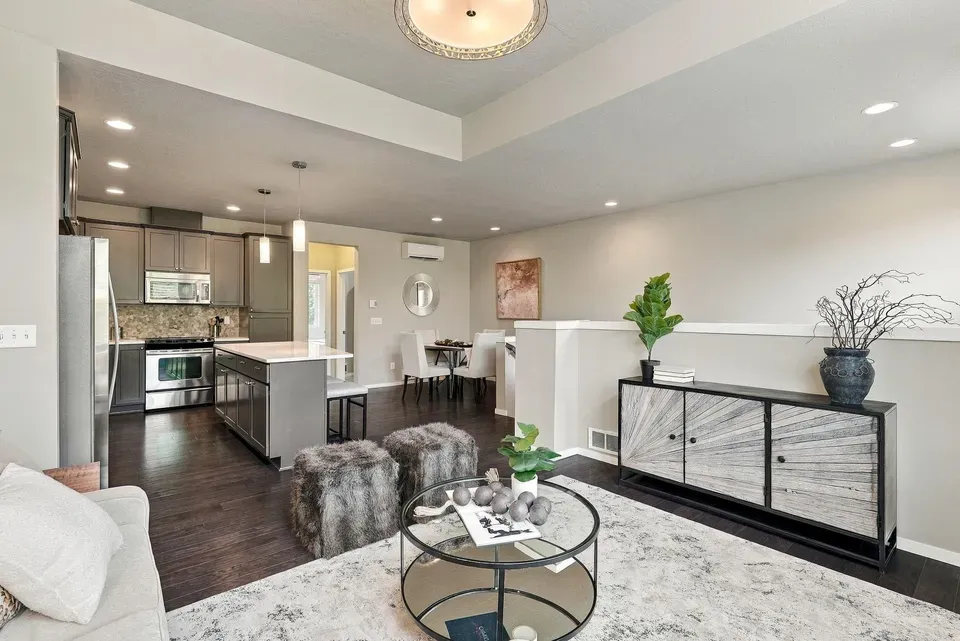 2 Bed 2 Bath Established Contemporary Home in Spokane, WA - 3