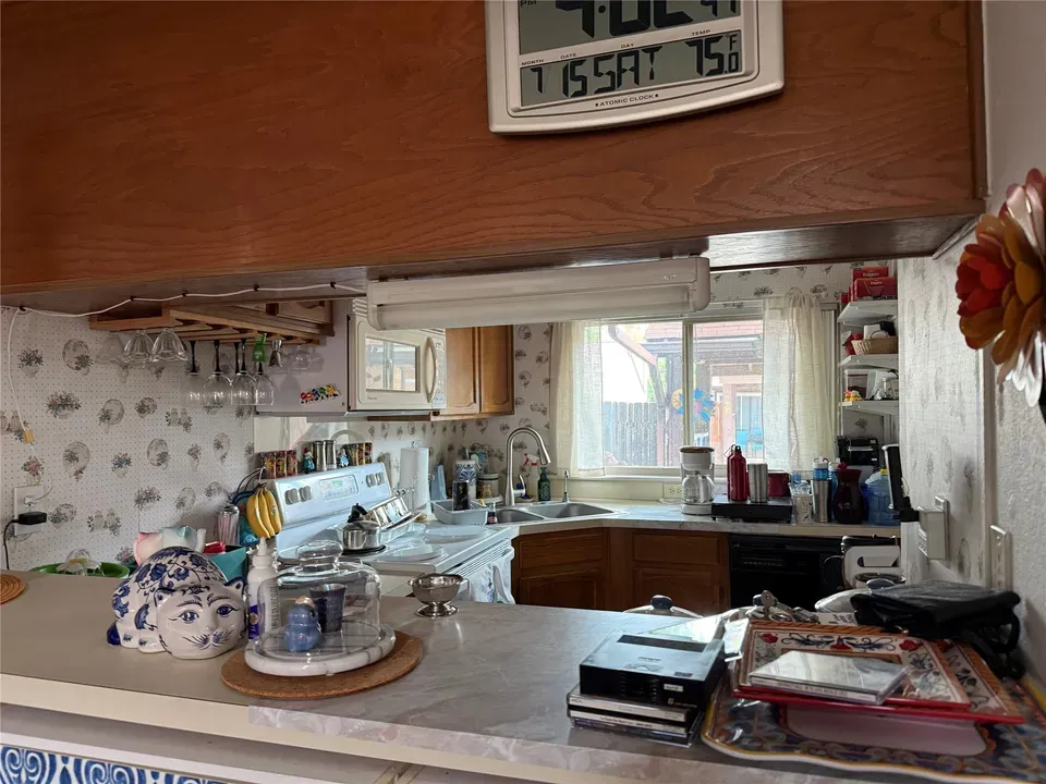 2 Bed 2 Bath Established Mid-Century Residence in Allen, TX - 5