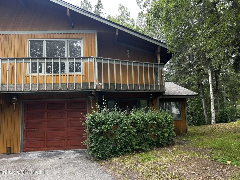 2 Bed 2 Bath Established Mid-Century Residence in Anchorage, AK - 1