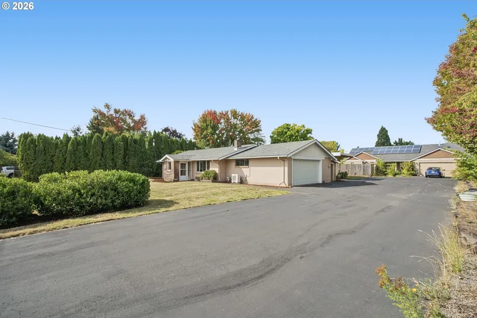 2 Bed 2 Bath Established Mid-Century Residence in Corvallis, OR - 2