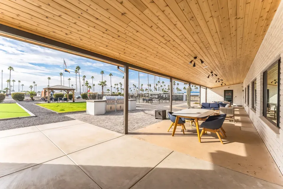 2 Bed 2 Bath Established Mid-Century Residence in Mesa, AZ