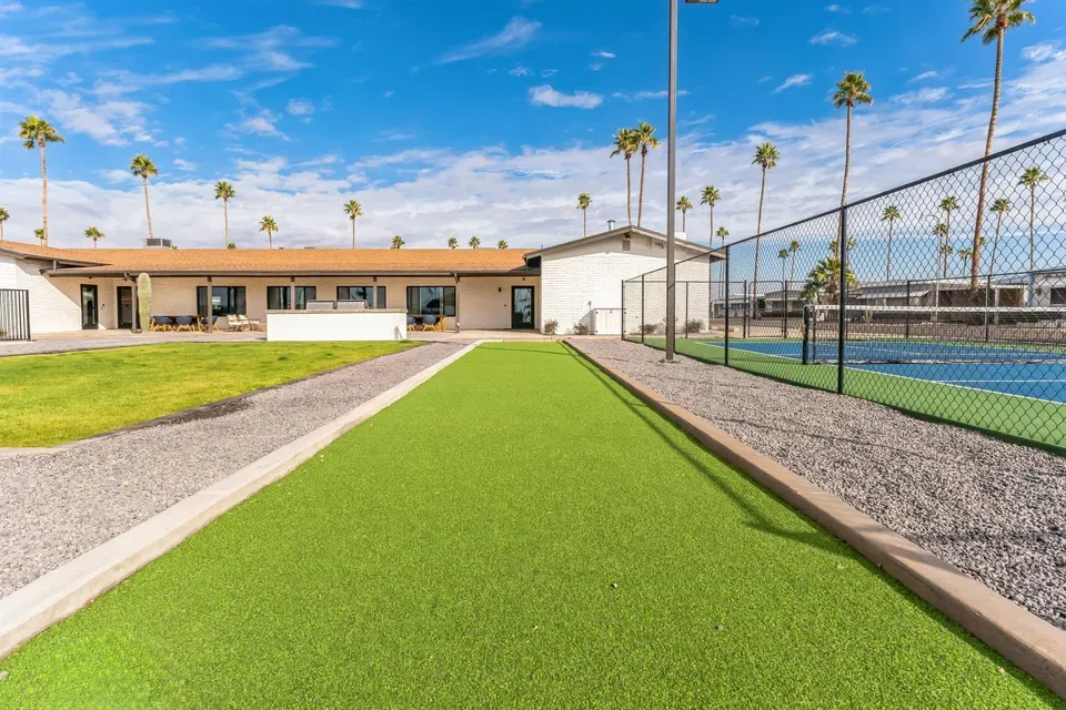 2 Bed 2 Bath Established Mid-Century Residence in Mesa, AZ - 2