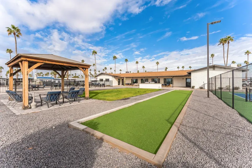 2 Bed 2 Bath Established Mid-Century Residence in Mesa, AZ - 4