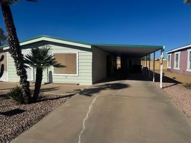 2 Bed 2 Bath Established Mid-Century Residence in Mesa, AZ - 2