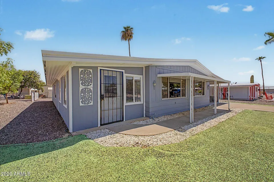 2 Bed 2 Bath Established Mid-Century Residence in Mesa, AZ - 4