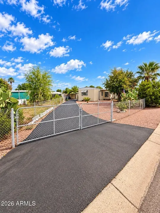 2 Bed 2 Bath Established Mid-Century Residence in Mesa, AZ - 2