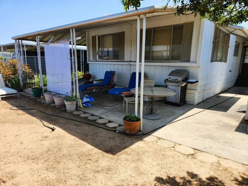 2 Bed 2 Bath Established Mid-Century Residence in San Diego, CA - 2