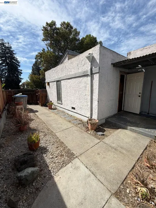 2 Bed 2 Bath Established Mid-Century Residence in San Jose, CA - 4