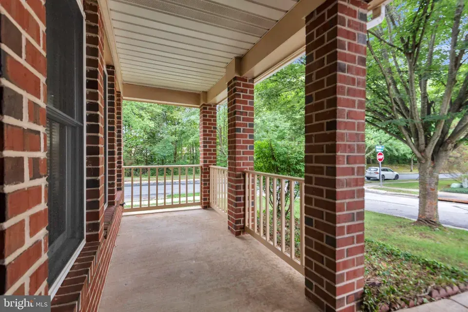 2 Bed 2 Bath Established Multi-Level Townhouse in Annapolis, MD - 4