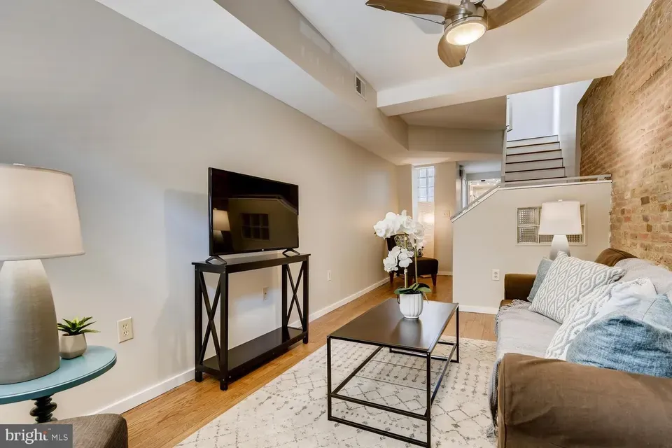 2 Bed 2 Bath Established Multi-Level Townhouse in Baltimore, MD - 5