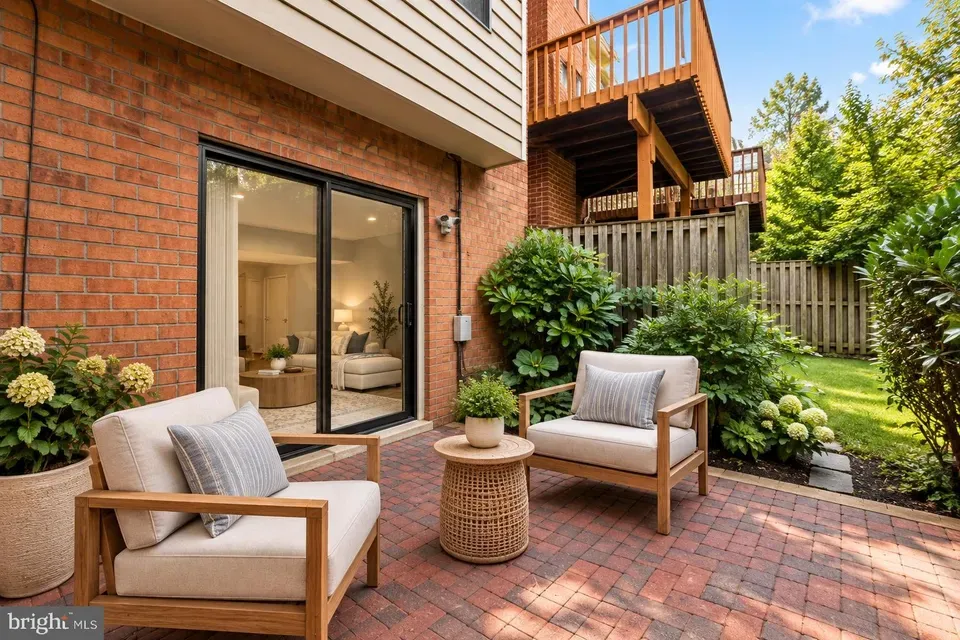 2 Bed 2 Bath Established Multi-Level Townhouse in Bethesda, MD - 5