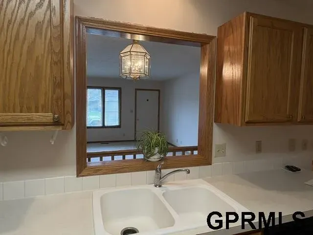 2 Bed 2 Bath Established Multi-Level Townhouse in Lincoln, NE - 4
