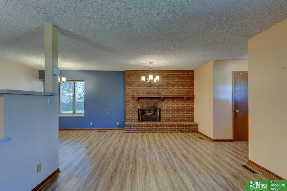 2 Bed 2 Bath Established Multi-Level Townhouse in Lincoln, NE - 5
