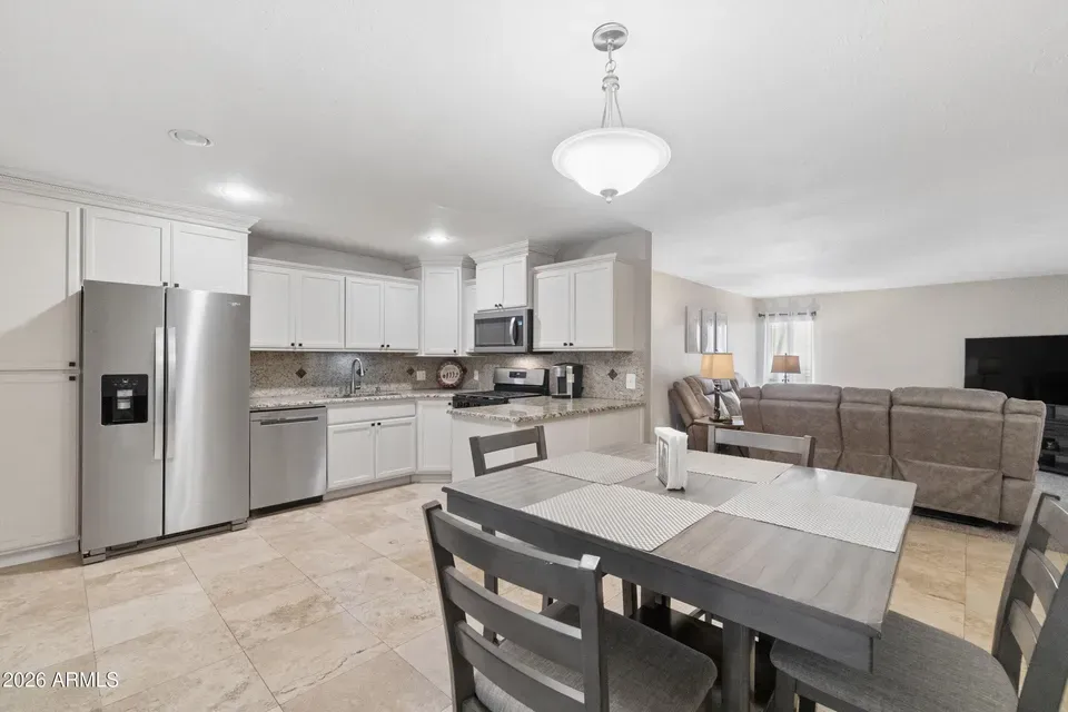 2 Bed 2 Bath Established Multi-Level Townhouse in Scottsdale, AZ - 2