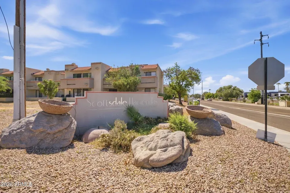 2 Bed 2 Bath Established Multi-Level Townhouse in Scottsdale, AZ - 3
