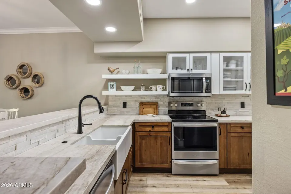 2 Bed 2 Bath Established Multi-Level Townhouse in Scottsdale, AZ - 4