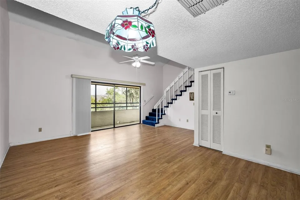 Interior view 3