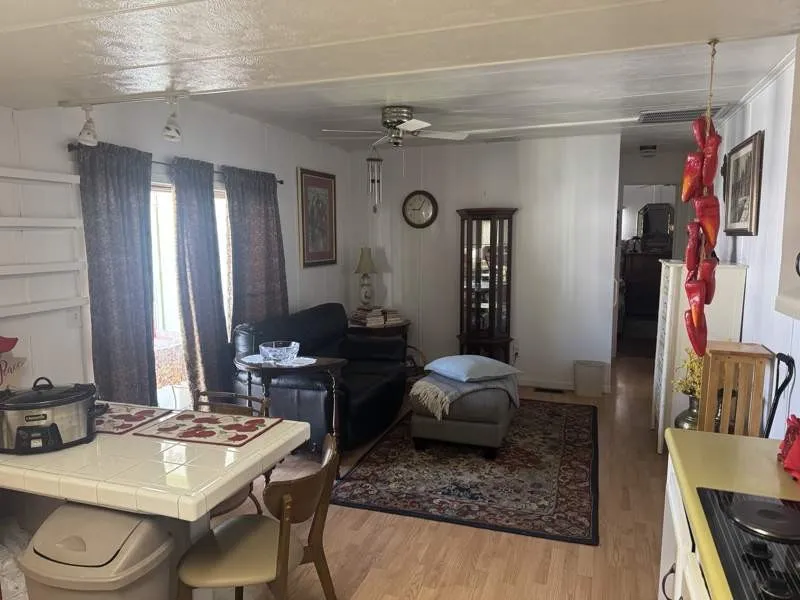 Interior view 2