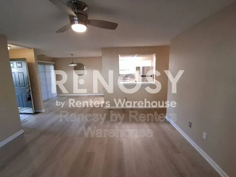 2 Bed 2 Bath Modern Contemporary Residence in Chesapeake, VA - 4