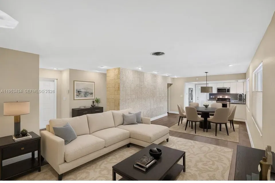 2 Bed 2 Bath Modern Contemporary Residence in Coral Gables, FL - 2