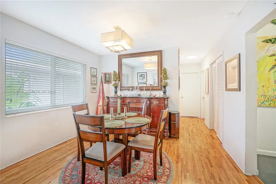 2 Bed 2 Bath Modern Contemporary Residence in Coral Gables, FL - 5
