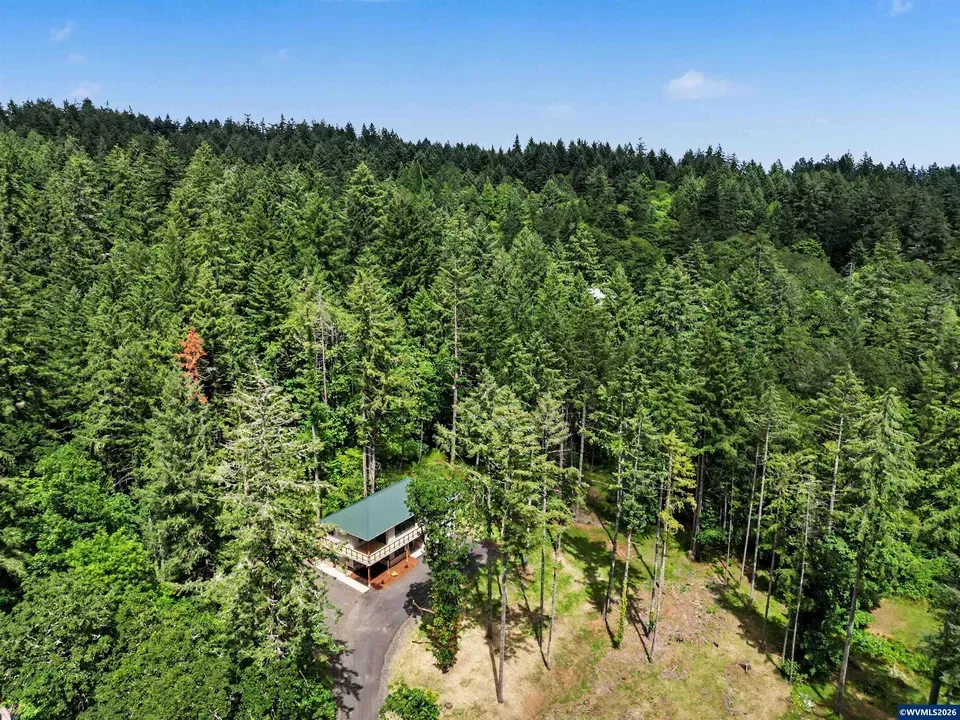 2 Bed 2 Bath Modern Contemporary Residence in Corvallis, OR - 2