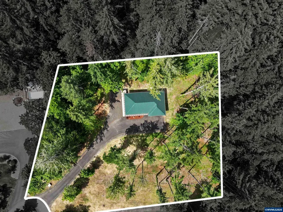 2 Bed 2 Bath Modern Contemporary Residence in Corvallis, OR - 3