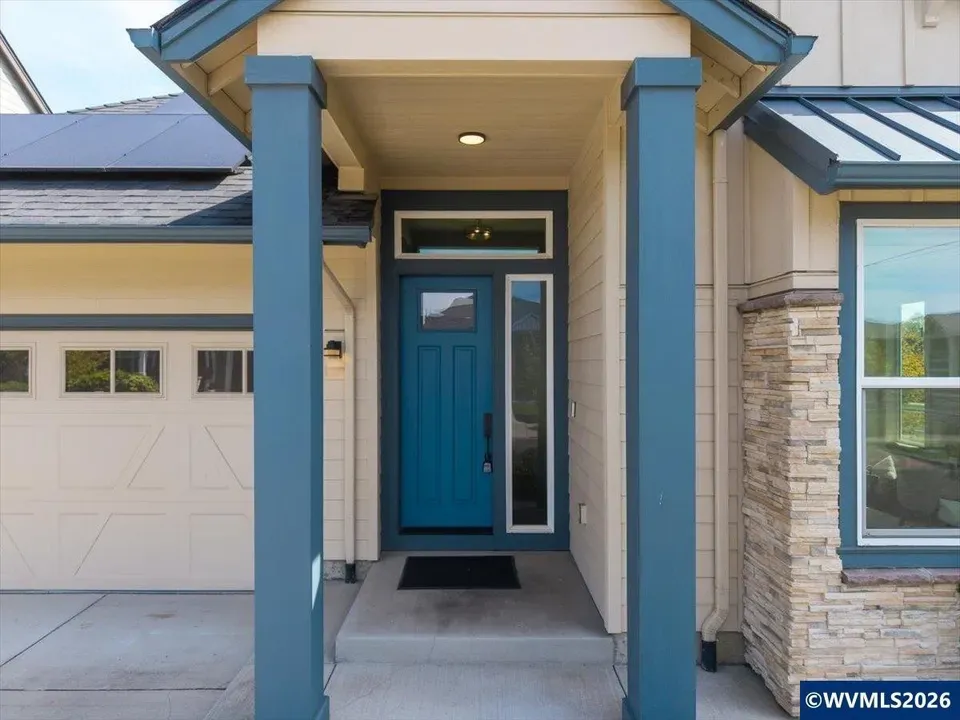 2 Bed 2 Bath Modern Contemporary Residence in Corvallis, OR - 2