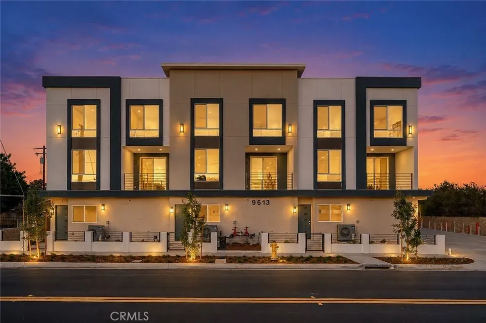 2 Bed 2 Bath Modern Contemporary Residence in Fontana, CA - 3