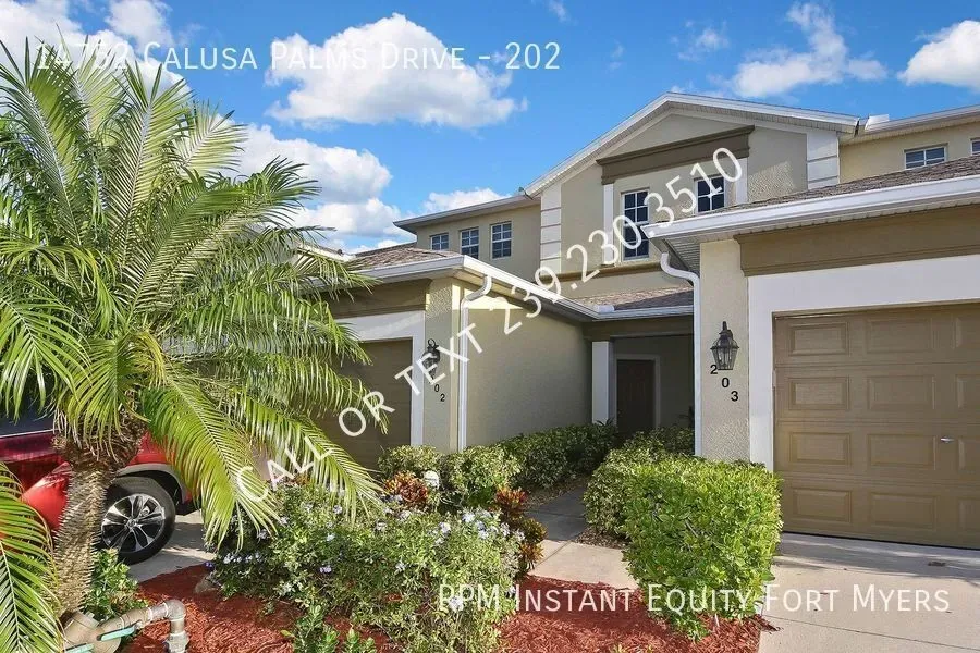 2 Bed 2 Bath Modern Contemporary Residence in Fort Myers, FL - 2
