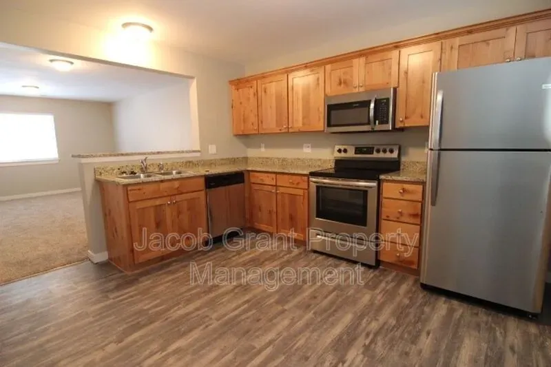 2 Bed 2 Bath Modern Contemporary Residence in Idaho Falls, ID - 4