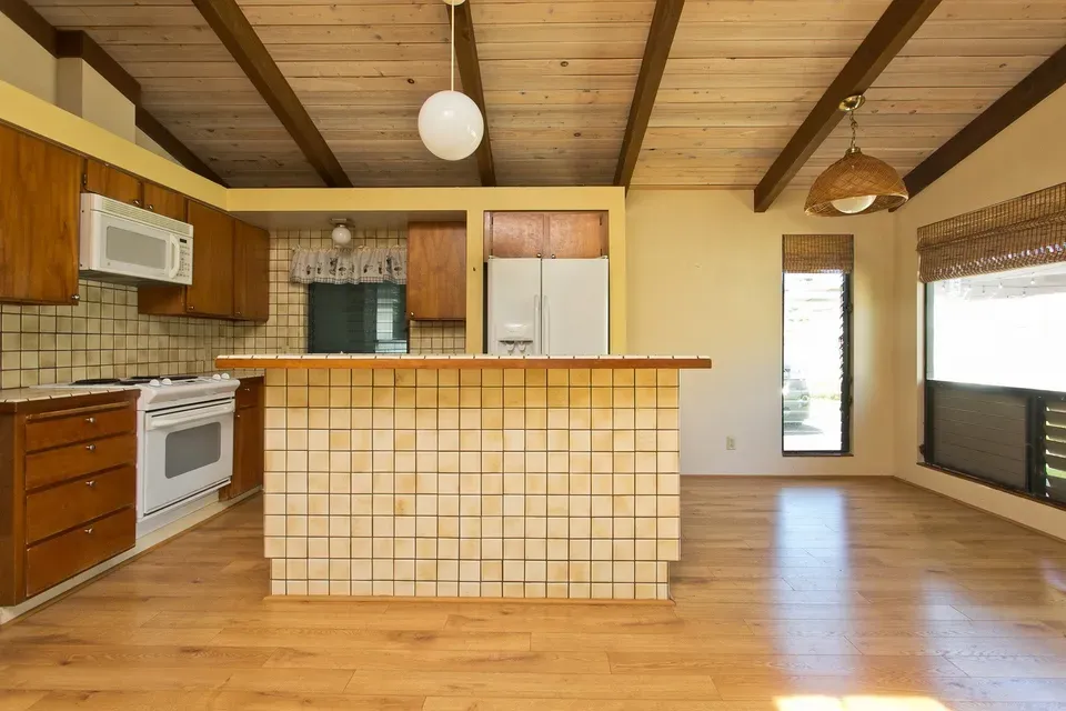 2 Bed 2 Bath Modern Contemporary Residence in Kailua, HI - 3