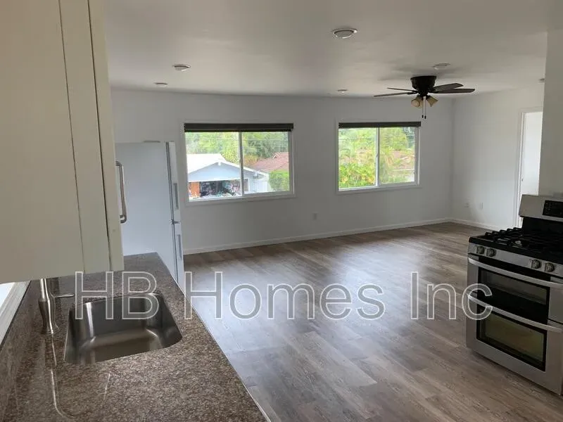 2 Bed 2 Bath Modern Contemporary Residence in Kailua, HI - 1