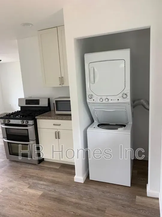 2 Bed 2 Bath Modern Contemporary Residence in Kailua, HI - 2