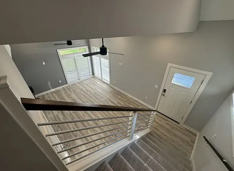 2 Bed 2 Bath Modern Contemporary Residence in Kansas City, KS - 5