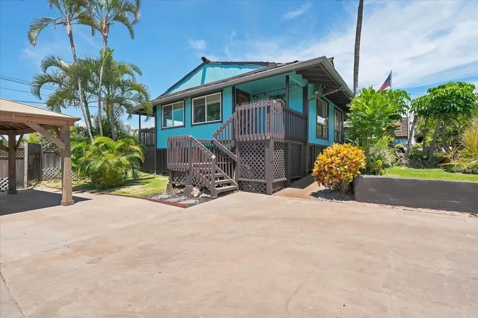 2 Bed 2 Bath Modern Contemporary Residence in Maui, HI - 2