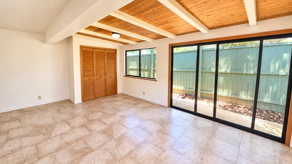 2 Bed 2 Bath Modern Contemporary Residence in Maui, HI - 2