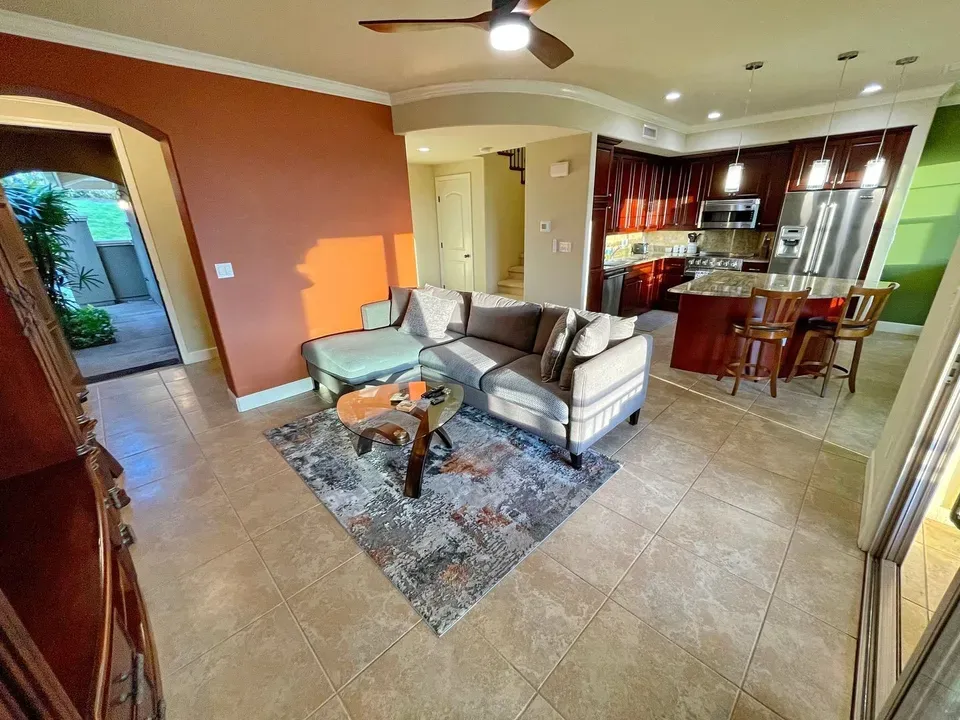 2 Bed 2 Bath Modern Contemporary Residence in Maui, HI - 5