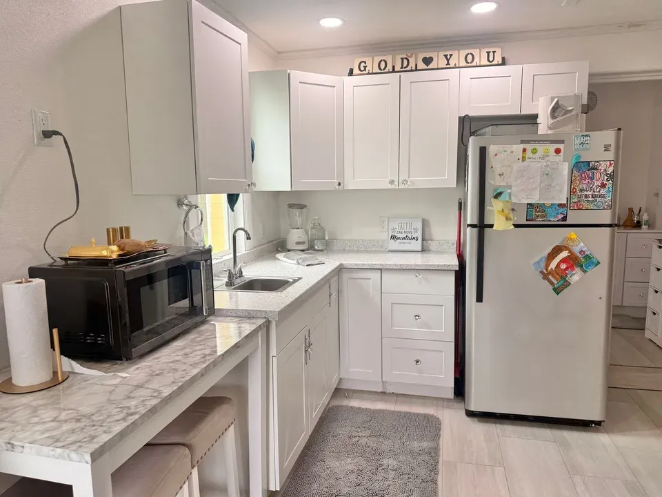 2 Bed 2 Bath Modern Contemporary Residence in Maui, HI - 1