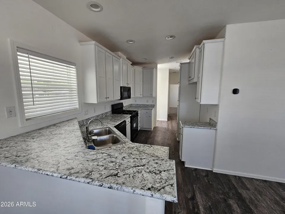 2 Bed 2 Bath Modern Contemporary Residence in Mesa, AZ - 3
