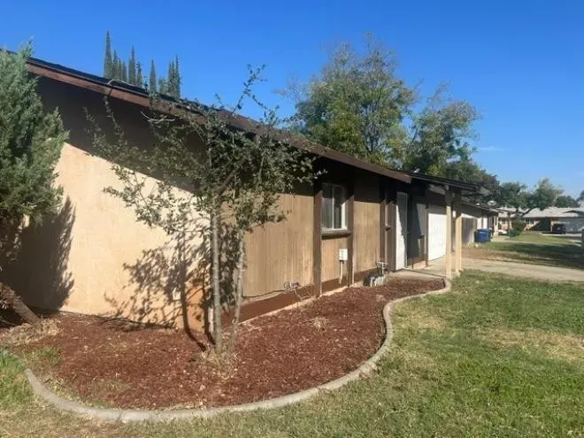 2 Bed 2 Bath Modern Contemporary Residence in Modesto, CA - 3