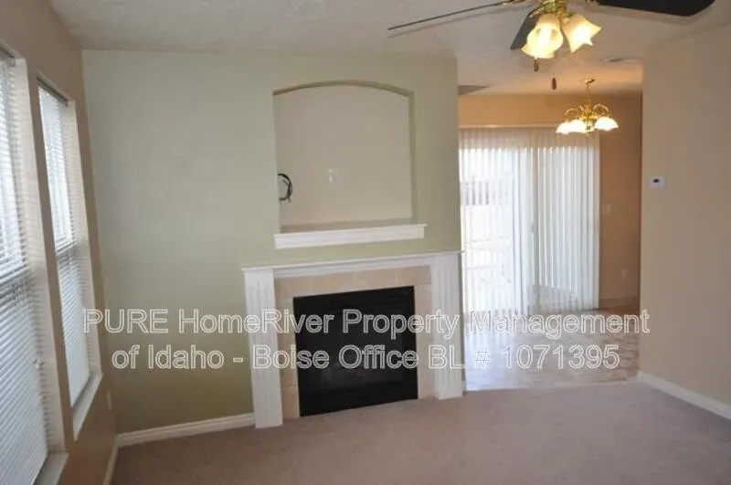 2 Bed 2 Bath Modern Contemporary Residence in Nampa, ID - 1