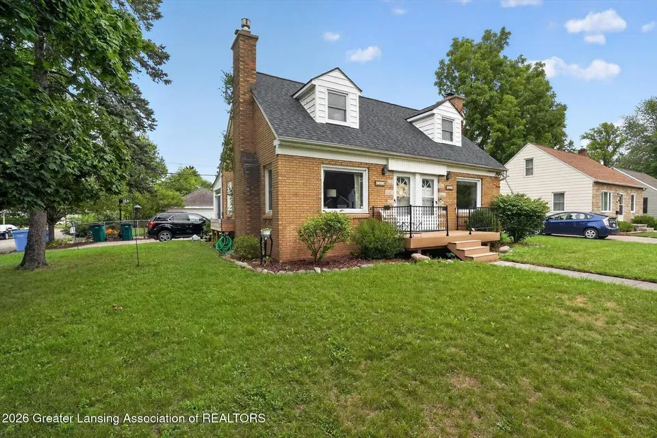 2 Bed 2 Bath Multi-Unit Residential Property in Lansing, MI - 3